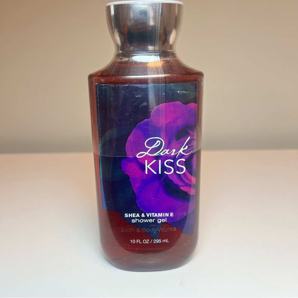 Bath & Body Works Dark Kiss Shower Gel
